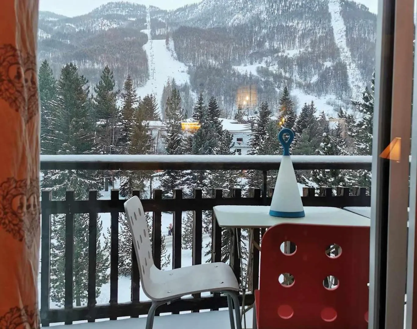 Grand Appartement 4 Pers, Face Aux Pistes La Salle-les-Alpes 0*,  Γαλλία